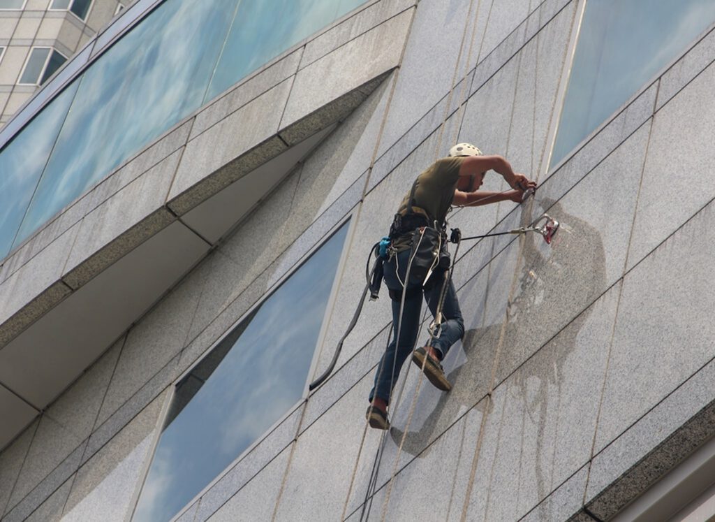 Cleaning & Maintenance